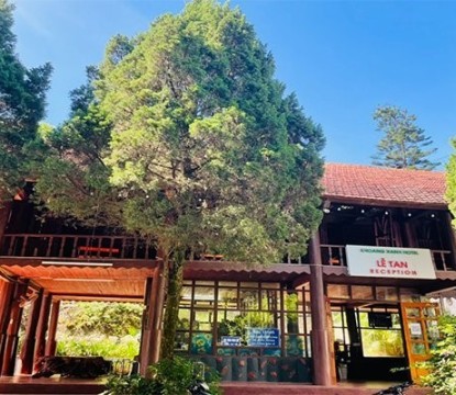 Nhà Sàn & Khu Nghỉ Dưỡng