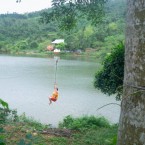Chơi cảm giác mạnh - Trượt Zipline