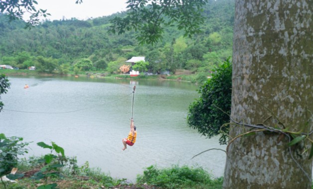 Trò chơi cảm giác mạnh - trượt Zipline