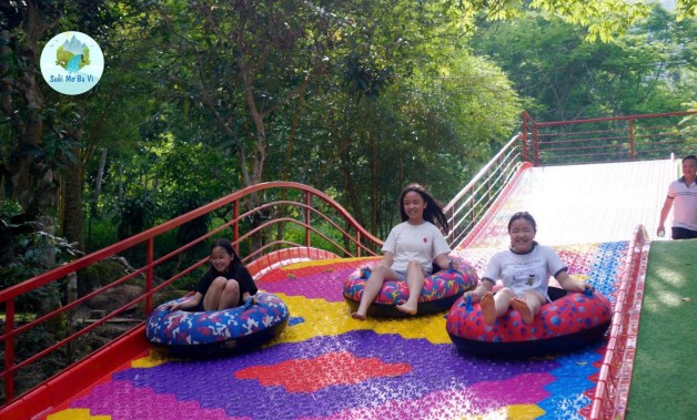 TRượt cầu vòng (miễn phí)